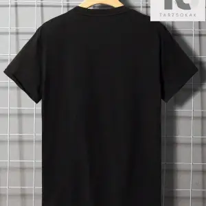 Hypemode Erkek Yazılı Yuvarlak Yaka Tişört