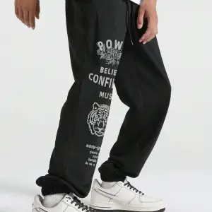 Hypemode Letter Tiger & Floral Graphic Drawstring Waist Eşofman Altı