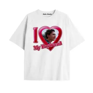 I Love My Boyfriend tom holland beyaz