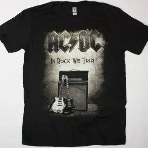 INFECTIOUS GROOVES THE PLAGUE THAT MAKES YOUR BOOTY MOVE...ITS THE INFECTIOUS GROOVES NEW Black T-SHIRT ÖN BASKILI