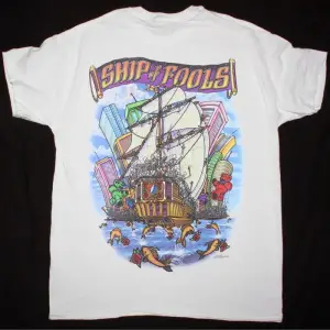 IRON MAIDEN THE FINAL FRONTIER NEW BLACK T SHIRT ÖN VE ARAKA BASKILI