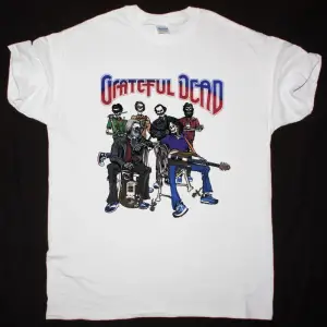 IRON MAIDEN WORLD SLAVERY TOUR 84-85 NEW BLACK T-SHIRT ÖN VE ARAKA BASKILI