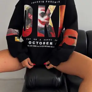 Joker Renkli Oversize Bisiklet Yaka Pamuklu Sweatshirt Beyaz