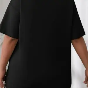 Kadın basic rahat kesim kısa kollu