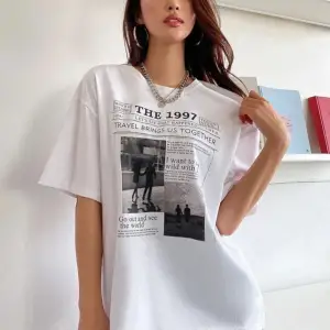 Kadın Beyaz 1997 Baskılı Bisiklet Yaka Tshirt