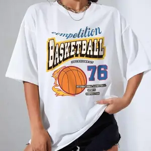 Kadın Beyaz Basketball Tournament Baskılı Oversize Tişört