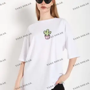Kadın Beyaz Cactus Logo Baskılı Oversize