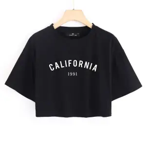 Kadın Beyaz California Baskılı Oversize Crop