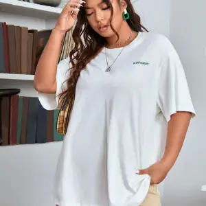 Kadın Beyaz Confied Baskılı Bisiklet Yaka Tshirt