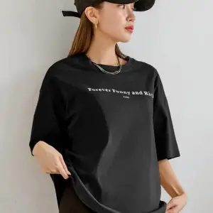 Kadın Beyaz Funny And Rich Baskılı Oversize T-Shirt