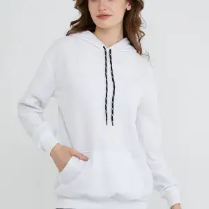 Kadın Beyaz Kapüşonlu Kanguru Cep Sweatshirt