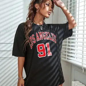 Kadın Beyaz Los Angeles 91 Baskılı Oversize Tişört