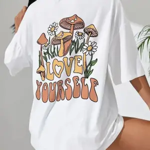 Kadın Beyaz Love Yourself Baskılı Oversize T-shirt