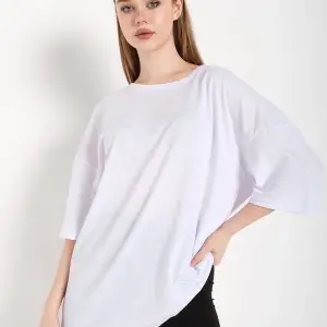 Kadın Beyaz Oversize T-shirt