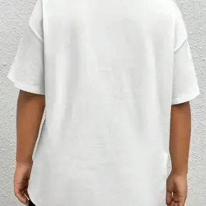 Kadın Bisiklet Yaka Dökümlü Yazlık Tişört Salaş