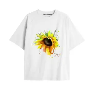 Kadın Çiçek  Özel Baskılı Renkli Oversize Penye Pamuklu Bisiklet Yaka T-Shirt