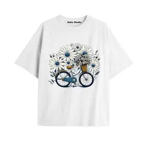 Kadın Çiçek  Özel Baskılı Renkli Oversize Penye Pamuklu Bisiklet Yaka T-Shirt