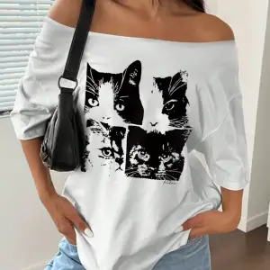 Kadın Düşük Omuz Kayık Yaka Baskılı