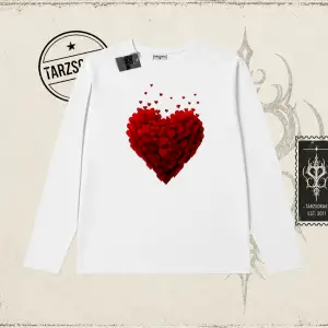 Kadın Minik Kalp Biskilet Yaka  Long Sleeve Beyaz