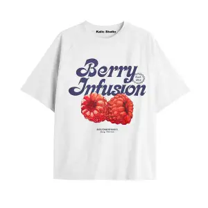 Kadın Oversize Berry Infusion Tshirt Beyaz