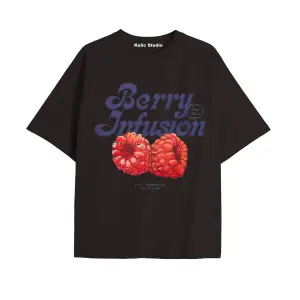 Kadın Oversize Berry Infusion Tshirt Beyaz