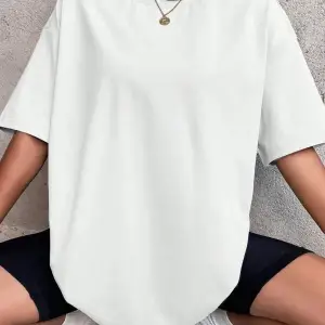 Kadın Oversize Salaş Dökümlü Tok Kısa Kollu