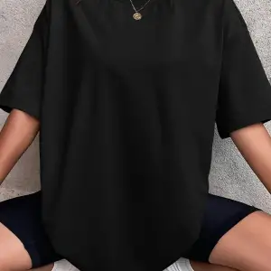 Kadın Oversize Salaş Dökümlü Tok Kısa Kollu