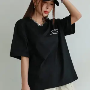 Kadın Siyah Exploration Baskılı Oversize Tişört