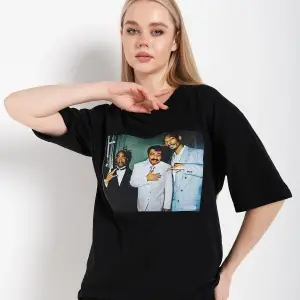 Kadın Siyah Müslüm Gürses Baskılı Tshırt