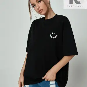 Karikatür Grafik Damla Omuz Tişörtü