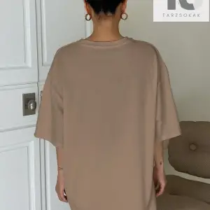 Karikatür & Slogan Grafikli Düşük Omuzlu Oversize Tişört