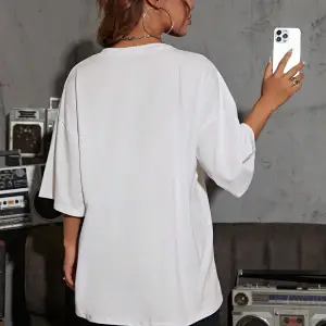 Karikatür ve Grafik tasarım Oversize T-shirt Cartoon/Letter serisi kod140