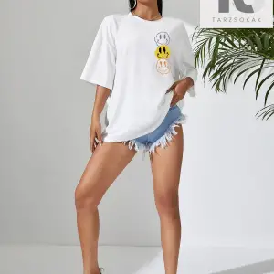 Karikatür Yüz Baskı Damla Omuz Tişört