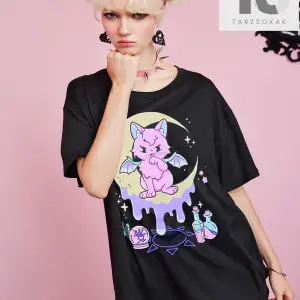 Kawaii Karikatür Grafik Büyük Boy Tişört