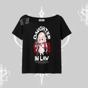 Kayık Yaka Tshirt Anime Girl Daughter In Law Baskılı