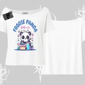 Kayık Yaka Tshirt Foodie Panda Tatlı ve Sevimli Panda Baskılı