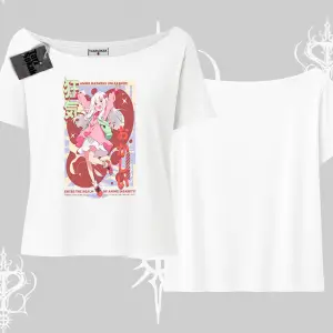 Kayık Yaka Tshirt Madness Unleashed Anime Girl Baskılı