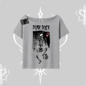 Kayık Yaka Tshirt Punk Rock Chaos Skeleton Riot