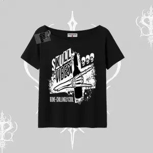 Kayık Yaka Tshirt Skull Impact Bone Chilling Street Icon