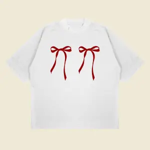 Kırmızı Fiyonk Baskılı Oversize Unisex Pamuklu Nefes Alan Kalın Kumaşlı