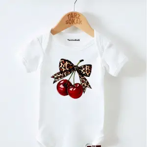 Kısa Kol Body Cherry Fiyonk Desenli KODZıbın13