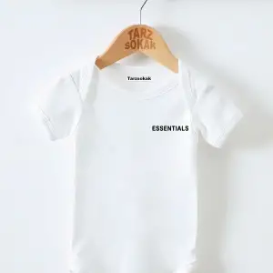 Kısa Kol Body ESSENTIALS KODZıbın56