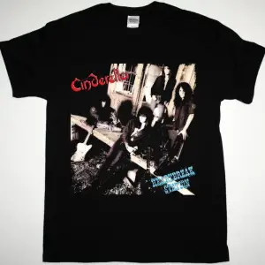 KISS LOVE GUN NEW BLACK T-SHIRT ÖN BASKILI