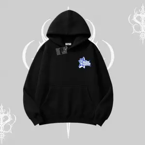 Kitti Sweet Mini Logo Baskılı Kapşonlu Crop Sweatshirt