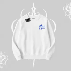 Kitti Sweet Mini Logo Baskılı Kayık Yaka Sweatshirt