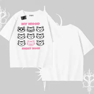 Kitti Sweet Mini Logo Baskılı Oversize Crop Tshirt