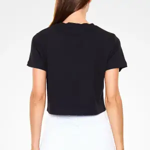 Ko Buta Black Pink Baskılı Kadın Siyah Crop Top Tişört Ct18561