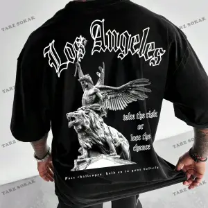 KOD Trend EMRG Erkek Büyük Beden Düşük Omuzlu Tişört Çizgi Film Karakteri ve Harf Baskılı