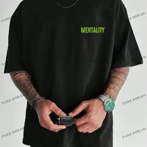 KOD Trend EMRG Erkek Melek Ve Slogan Baskılı Tişört