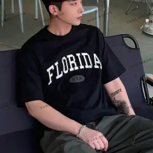 KOD Trend LEGND Erkek Çiçek & Slogan Grafikli Tişört